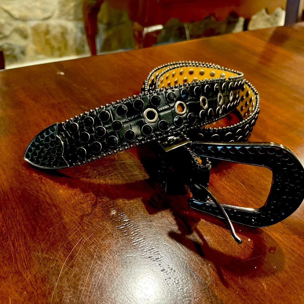 Black sparkling belt. 36”